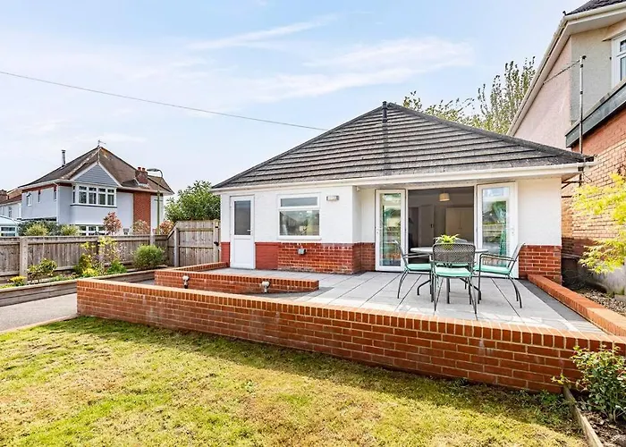 Elmsway - Southbourne
